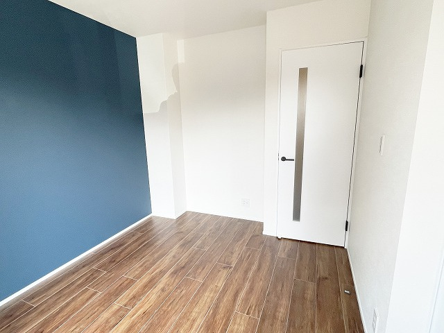 【洋室】 | RMF_アールエムエフ | コンパクトで使いやすい洋室です