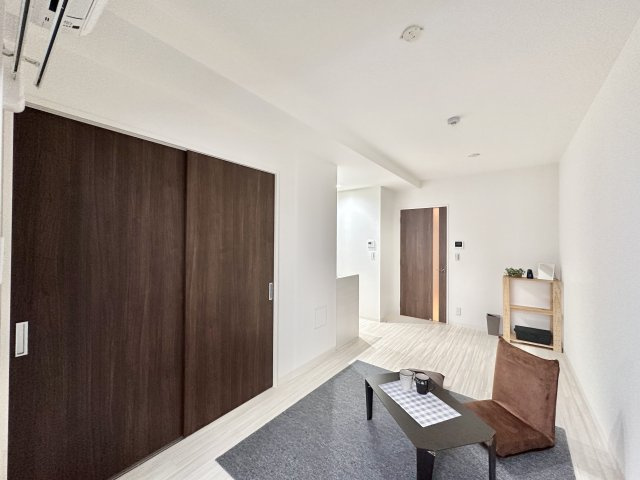 リアライズ呉服町の居間・リビング