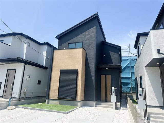 【外観：施工例】 | 新築一戸建て「小田原市飯田岡6期」
