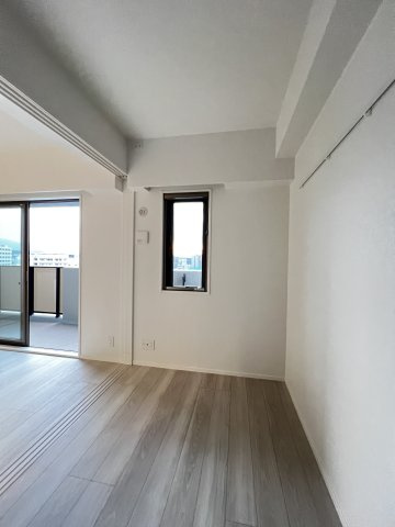 エンクレスト博多PARKSIDEの洋室