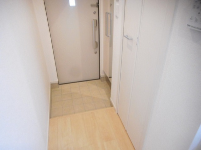 【玄関】 | クアトロポルテ