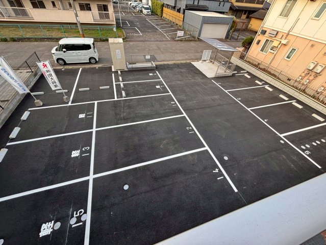 GOLD HEIMⅡの駐車場