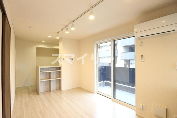 フライハイトの居間・リビング