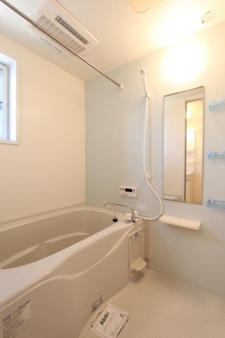 エクセレント　ヴィレッジの浴室
