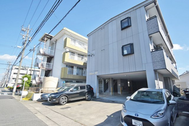 Annex121のエントランス