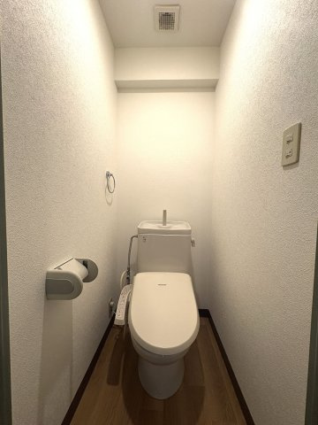 The Glade Residence Eastのトイレ