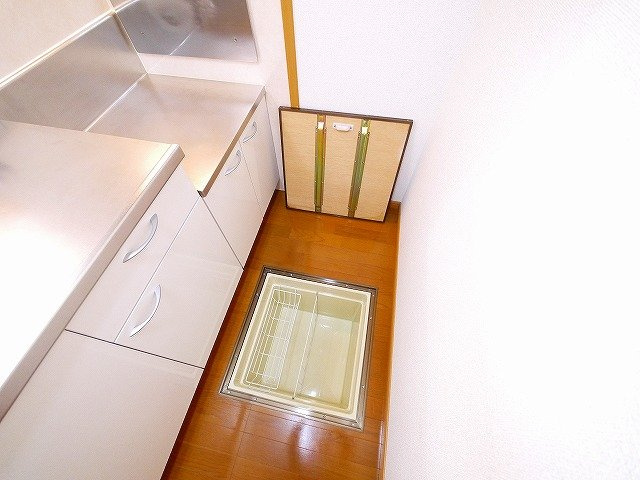 グランツⅠ（州見台）の収納|調味料などを収納できます