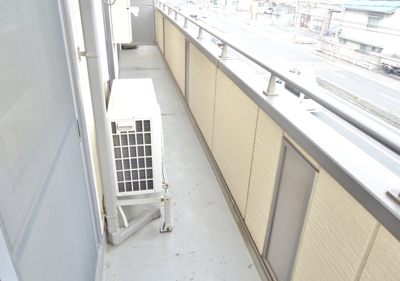 【バルコニー】 | ファミーユ南手城 | 南向き