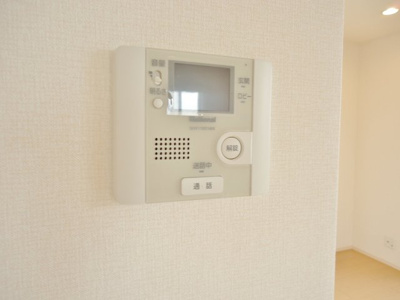 【セキュリティ】 | ファミーユ南手城 | TV付きインターホン