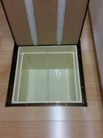 西伊興1丁目戸建の収納