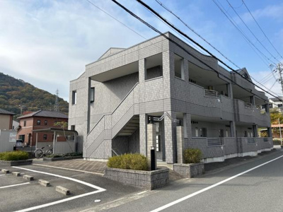 【外観】 | グランディー | 外観写真（昼）