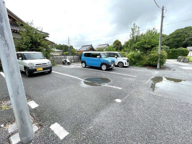 聖ハイツ第2の駐車場
