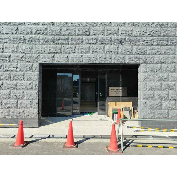 S-RESIDENCE東三国amanteのエントランス