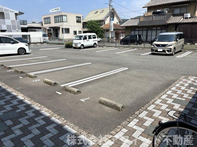 【駐車場】 | ファミーユ竹の葉