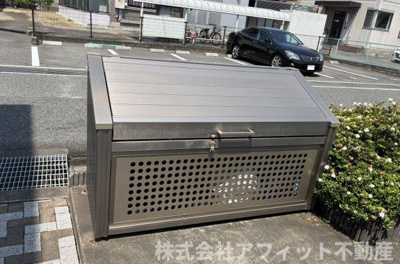 【その他共用部分】 | ファミーユ竹の葉 | 敷地内ゴミ置き場