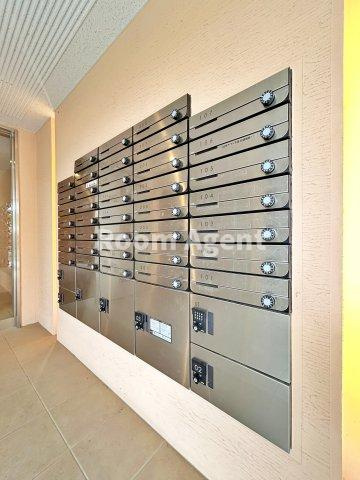 Branche覚王山のエントランス