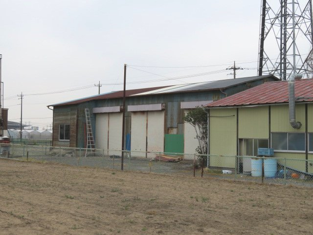 春日部市薄谷の倉庫