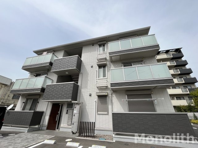 ソット・ラ・フォレスタの外観