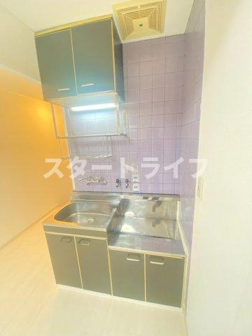 大阪市淀川区東三国２丁目の賃貸マンションのキッチン