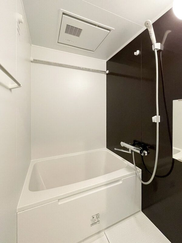 Ｗａｌｅａ　ｈａｌｅ　南増尾の浴室