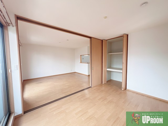 ドミール智　Dの居間・リビング