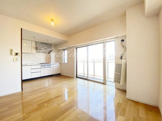 藤沢市鵠沼石上１丁目の賃貸マンションの居間・リビング