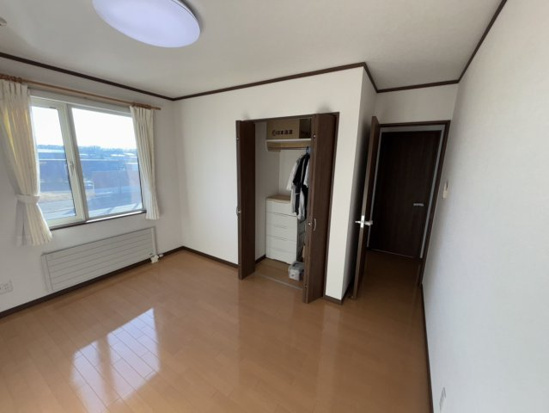 北見市西三輪３丁目７５０番地１５　中古売家の収納