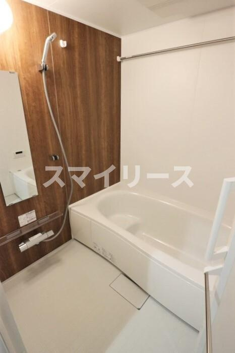 プラヴールの浴室