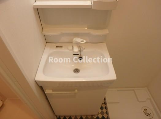 カーサ・アウローラ蓮根の独立洗面台