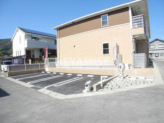 グリーンヒル長与の駐車場