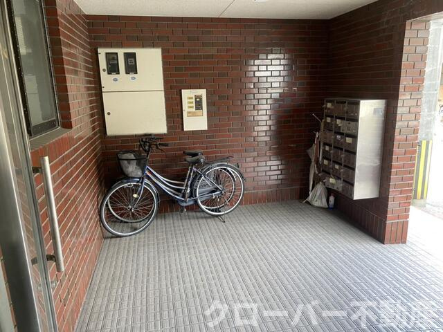 メゾン城東のエントランス