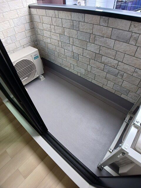 Ｓ・Ｔ・Ｒのバルコニー