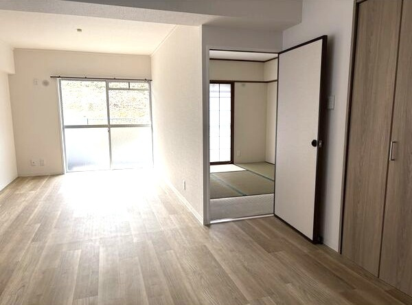 第２栄和マンションの居間・リビング