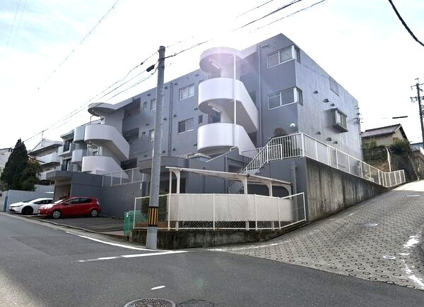 第２栄和マンションの外観