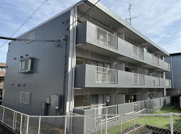 第２栄和マンションの外観