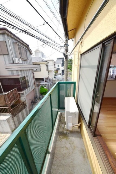 【バルコニー】 | 泉ハウスA棟-定期借家2年　再契約型-