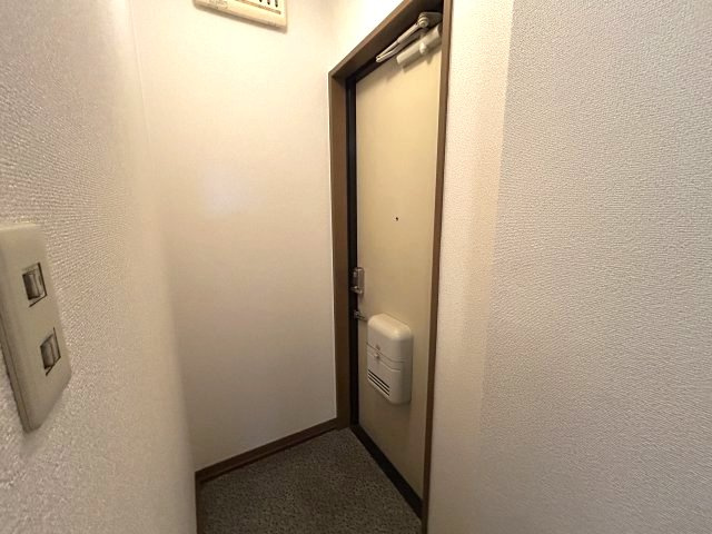 リブェール六甲の玄関