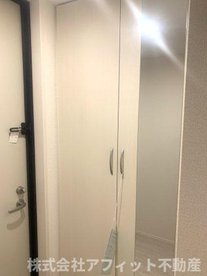 【玄関】 | プリムローズ・Ｄ | シューズボックス付き