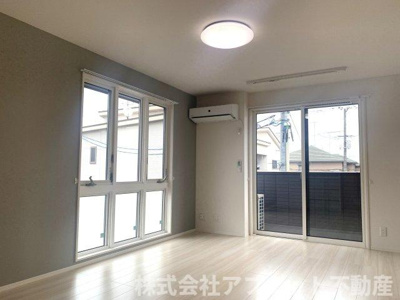 【居間・リビング】 | プリムローズ・Ｄ | LDK13.8帖