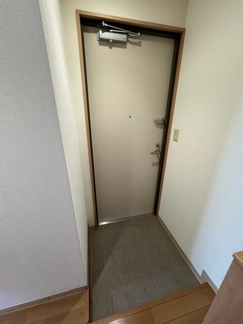 リベール浅草の玄関