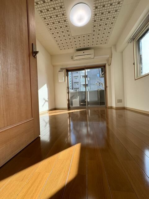 リベール浅草の居間・リビング