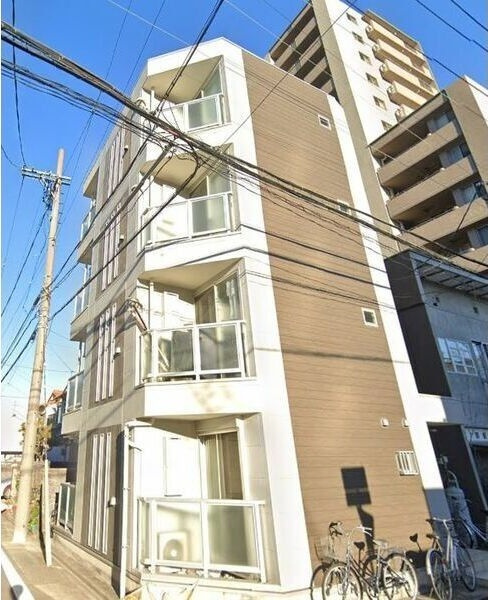 ノヴェル今池のエントランス