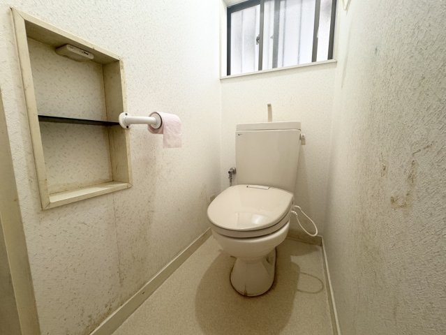 駐車可能♪お手頃で立地が最適な中古戸建♪川口市のトイレ|清潔感のあるトイレです