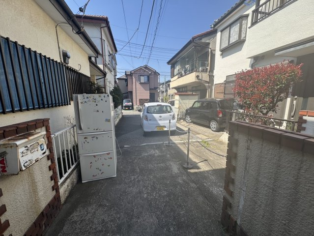 駐車可能♪お手頃で立地が最適な中古戸建♪川口市の駐車場|駐車場があります