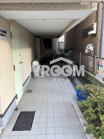 サンライト新井薬師(サンライトアライヤクシ)のエントランス