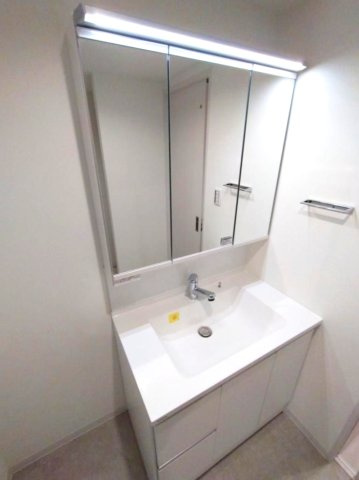 フォレストレイクひばりが丘Ｎ棟の独立洗面台