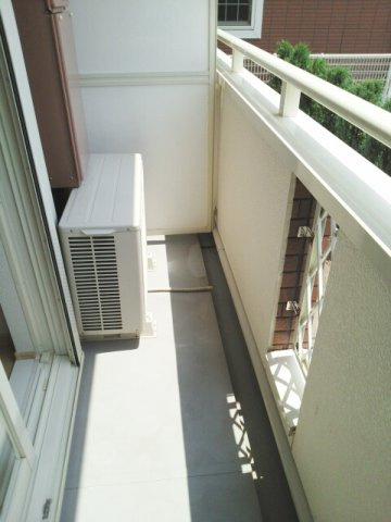 アドラブール　Ｂのバルコニー