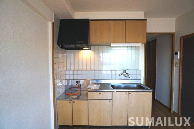 熊本市北区清水新地１丁目の賃貸マンションのキッチン