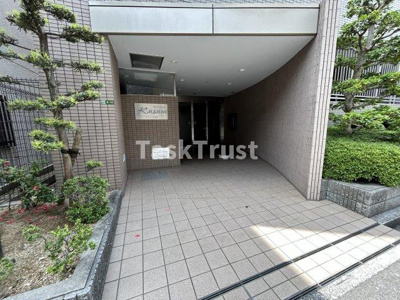 【エントランス】 | リヴェール楠根