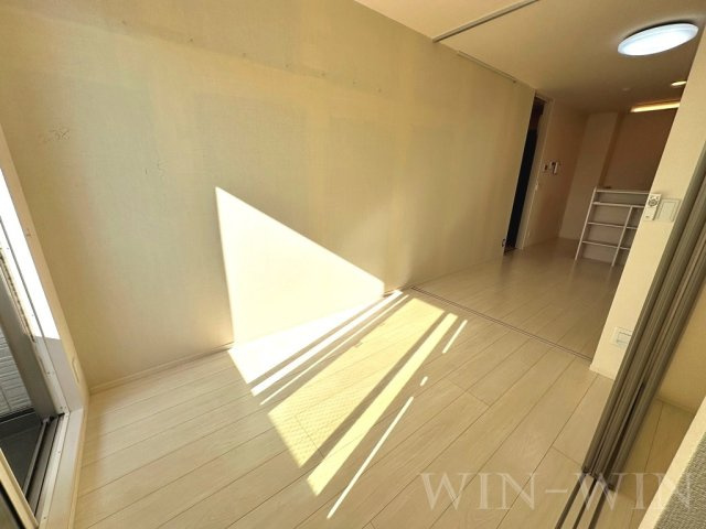 D-room kumeの寝室